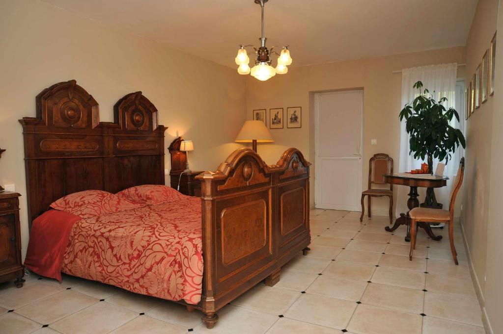 Chambres Et Tables D'Hotes Le Voriou Couddes 客房 照片